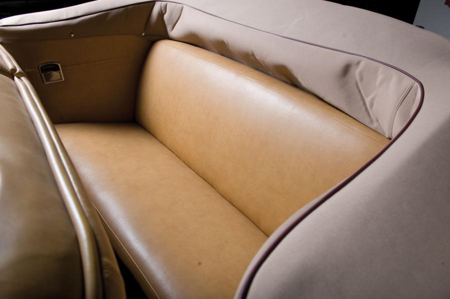  Buick Super Convertible Coupe 1941 года  (фото 14 из 21)